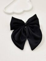 پاپیون بزرگ فرانسوی مدل نیم حلال